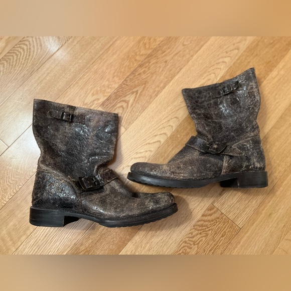 Frye “Veronica” Boot - Distressed Brown - Size 10 - Picture 2 of 7